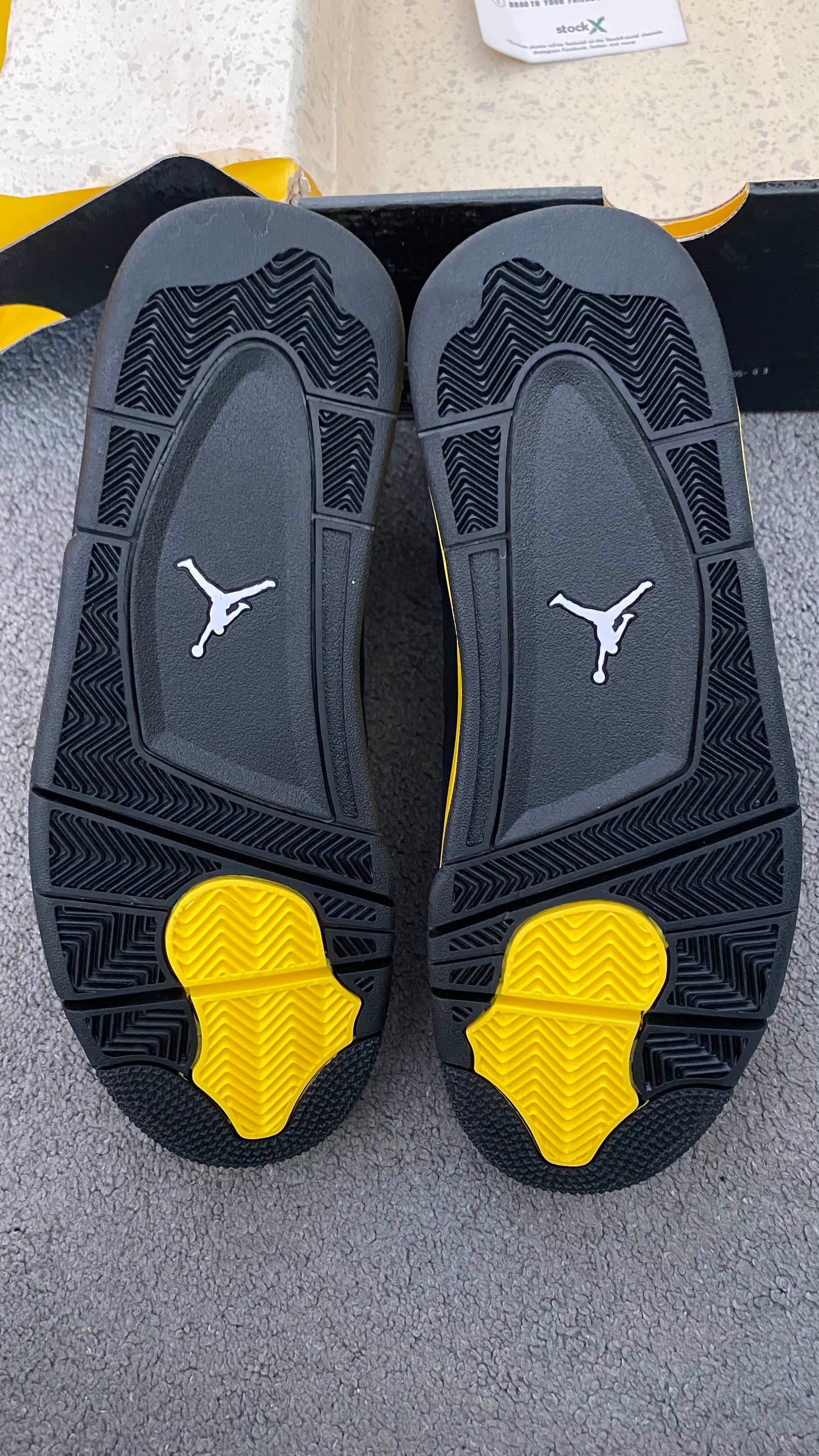 Jordan 4 Yellow Thunders