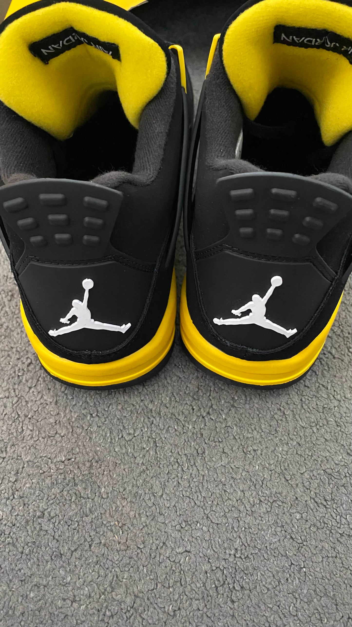 Jordan 4 Yellow Thunders
