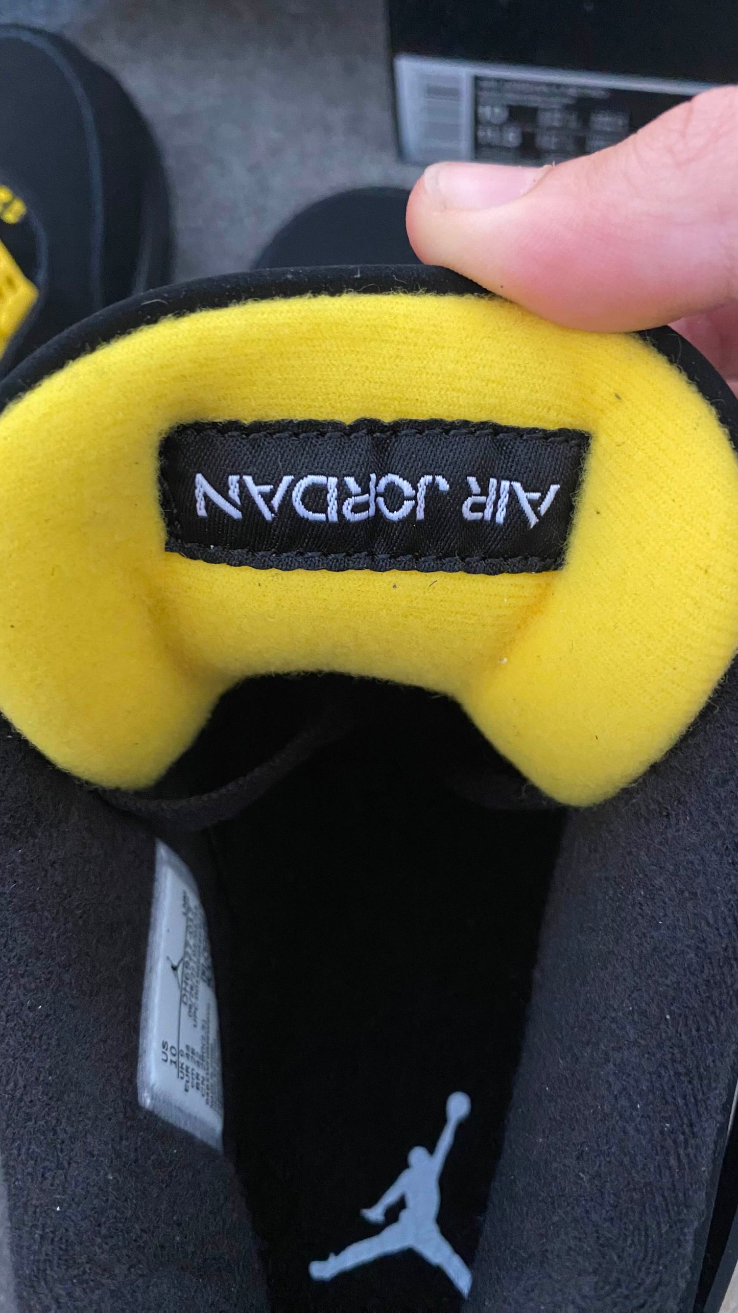 Jordan 4 Yellow Thunders